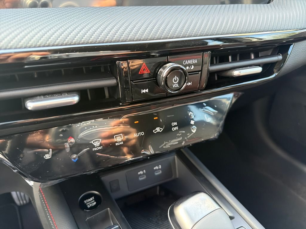 New 2026 Nissan Kicks SR 4D Sport Utility