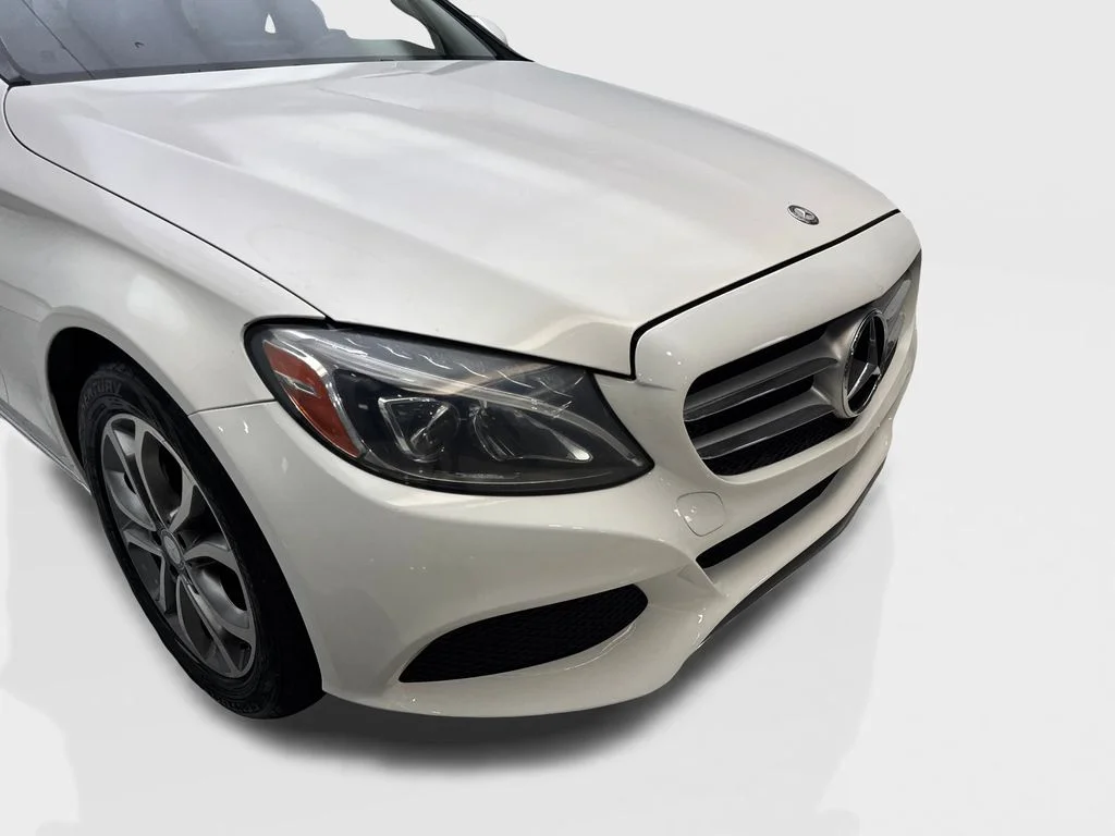 Used 2016  Mercedes-Benz C 300 image 17
