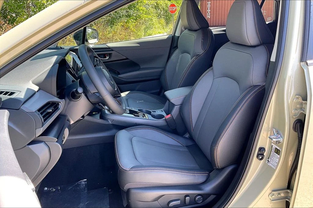 New 2026 SAND DUNE PEARL Subaru Limited Hybrid image 9