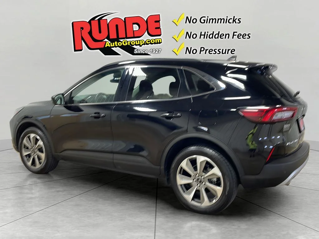 Used 2024 Agate Black Metallic Ford Platinum image 4