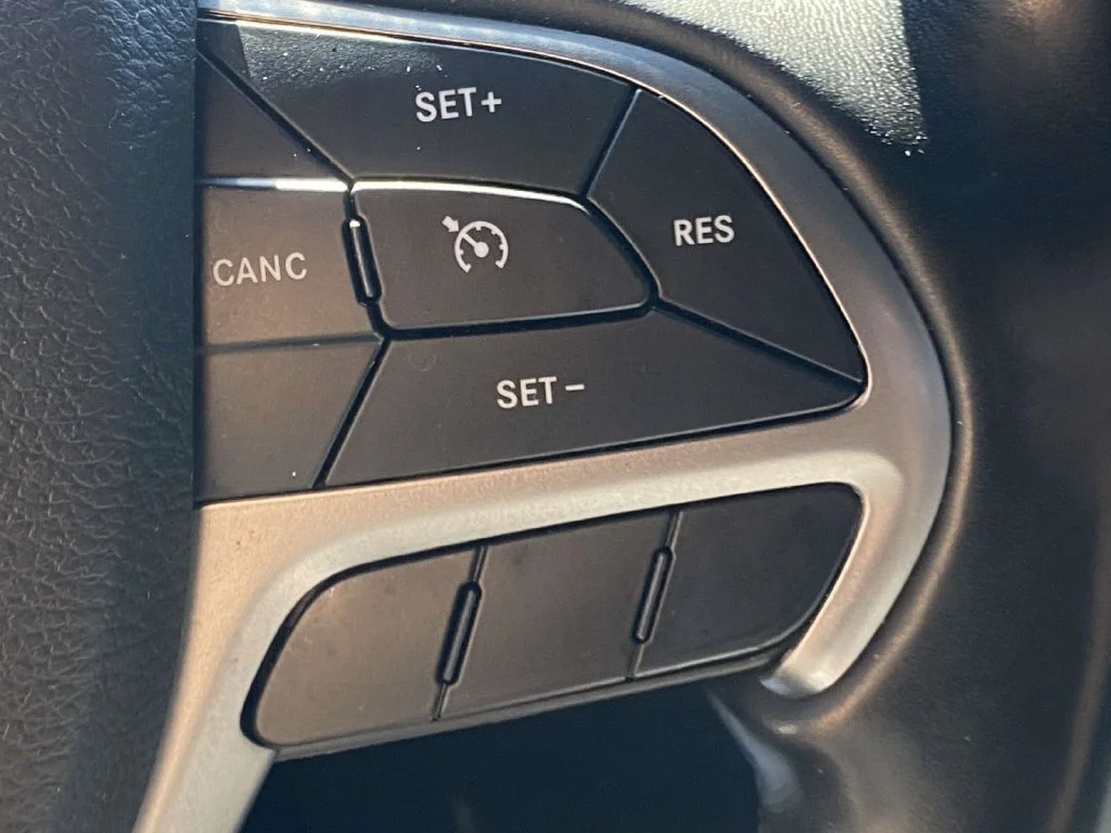 Certified Used 2020 Gray Jeep Limited image 32