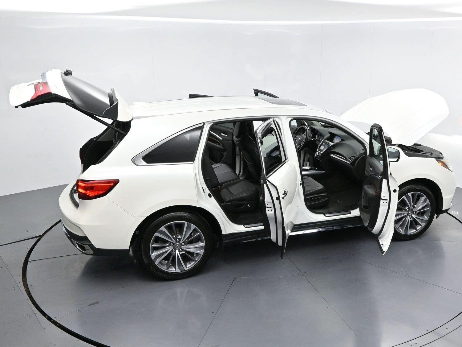 Used 2018 White Diamond Pearl Acura w/Technology Pkg image 52