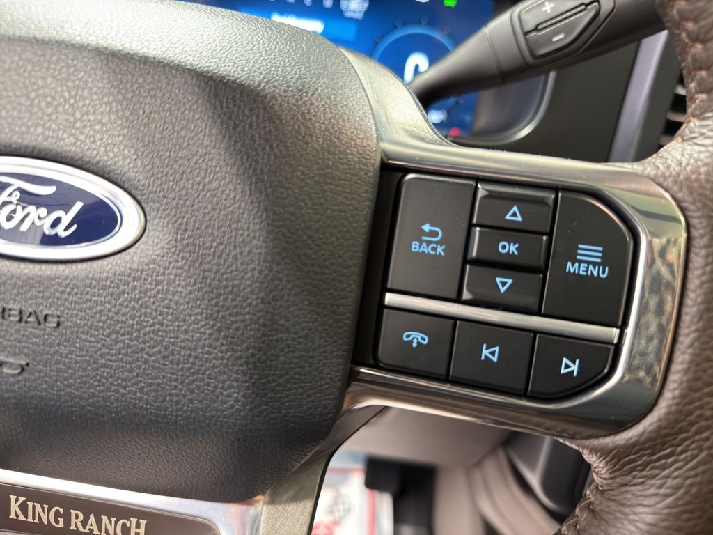Used 2025 Star White Metallic Tri-Coat Ford King Ranch image 26