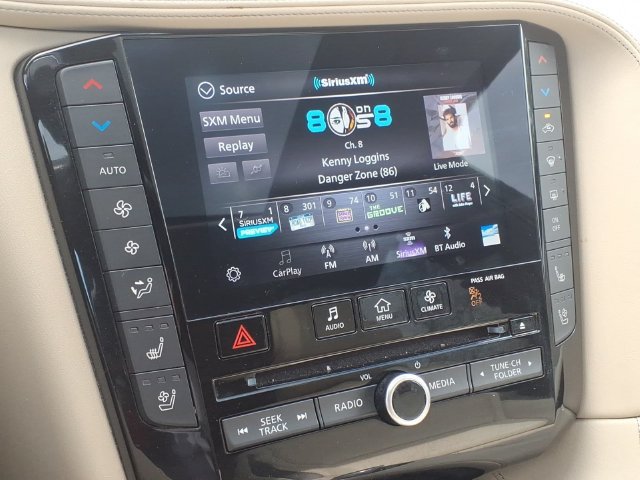 Used 2020 Gray INFINITI Sensory image 18