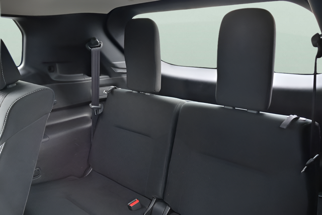 Used 2024 Red Mitsubishi ES image 14