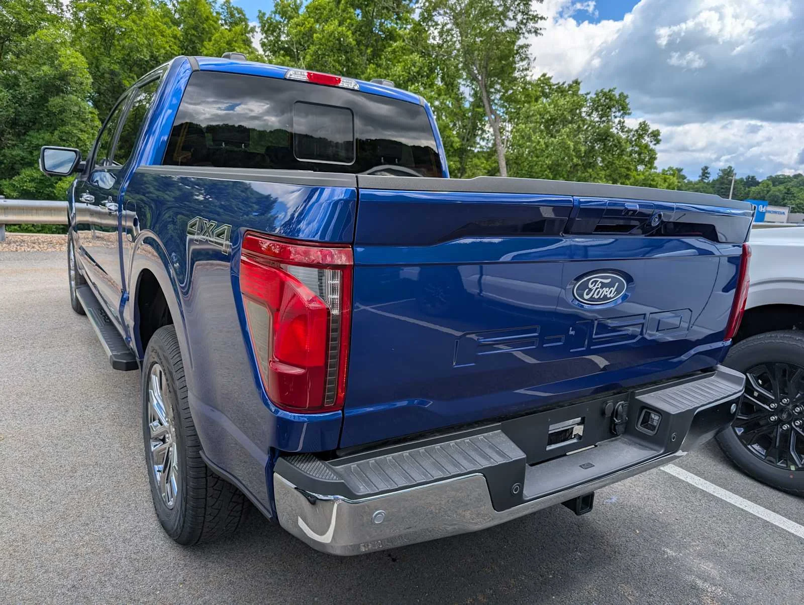 New 2026 Argon Blue Metallic Ford XLT image 9