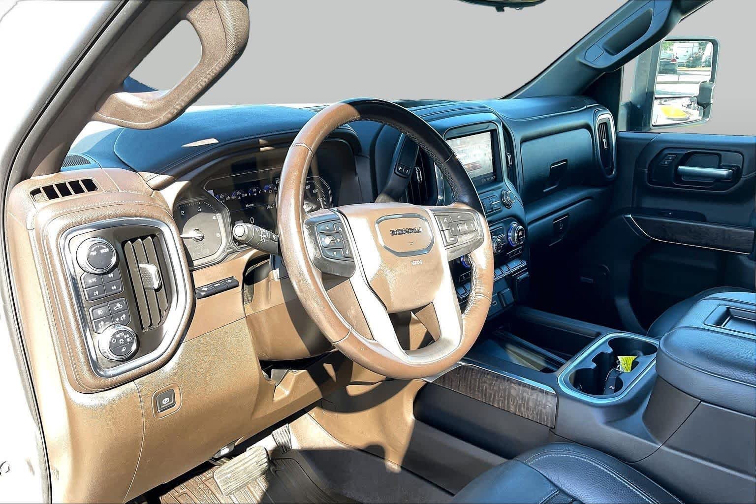 Used 2021 Summit White GMC Denali image 18