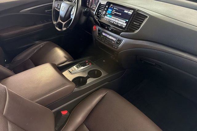 Certified Used 2024 Crystal Black Pearl Honda RTL image 19
