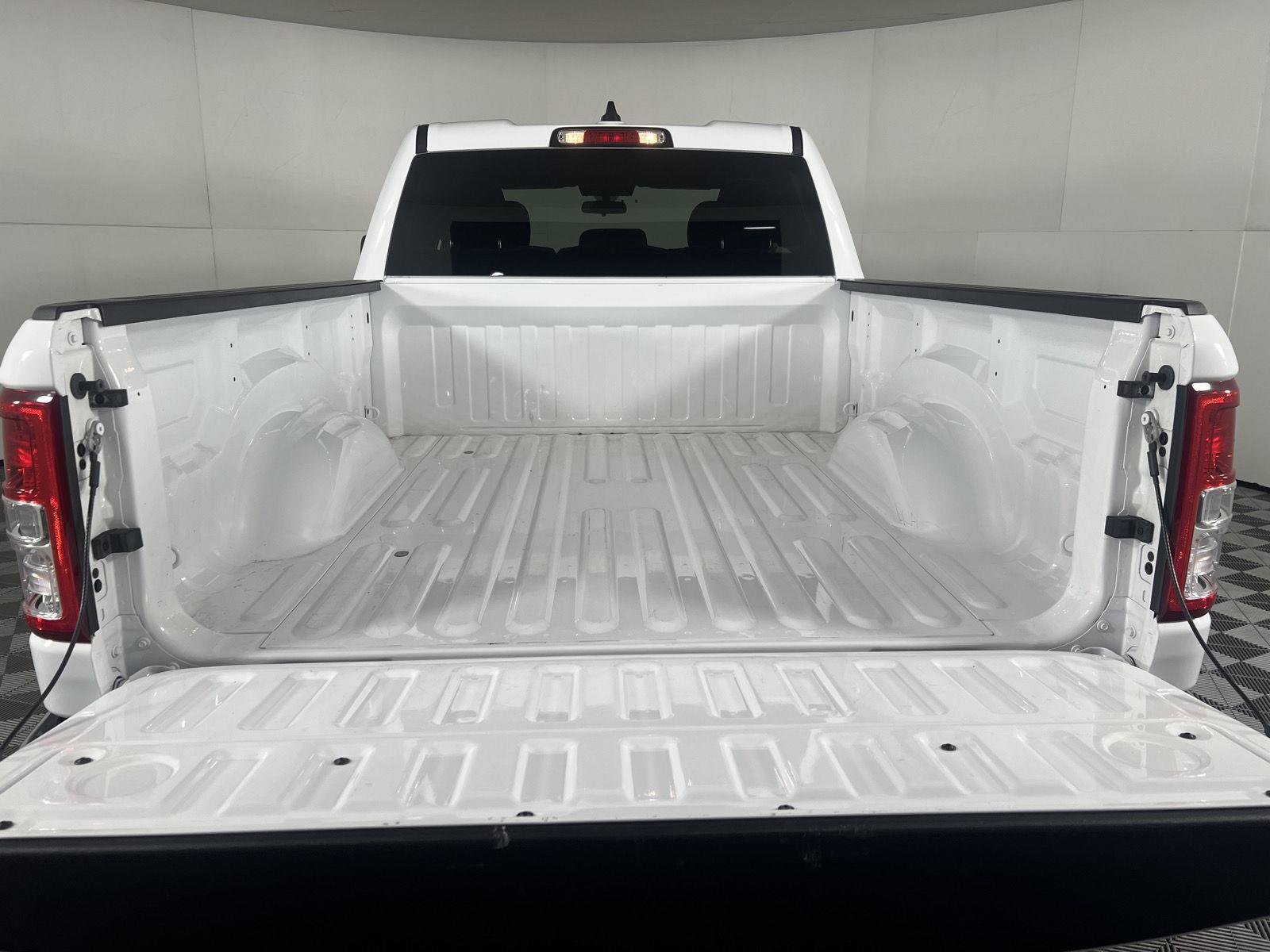 Certified Used 2024 Bright White Clearcoat Ram Big Horn/Lone Star image 23