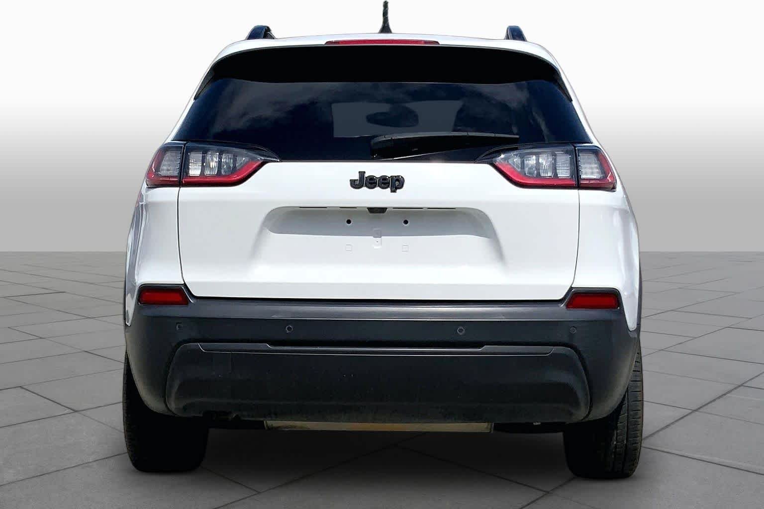 Used 2021 Bright White Clearcoat Jeep Altitude image 5