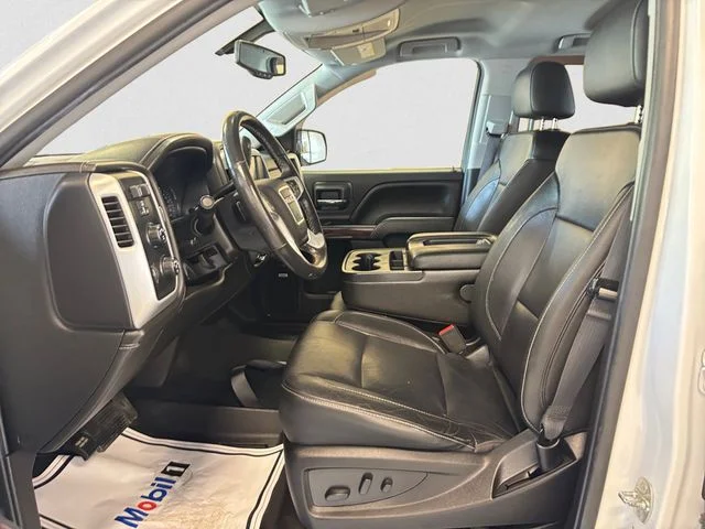 Used 2018 White GMC SLT image 10