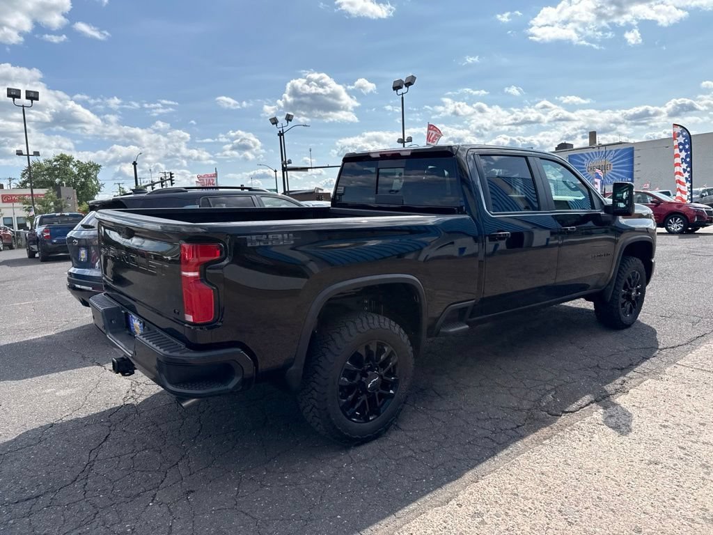 2026 Chevrolet Silverado 3500 HD LT - Photo 11