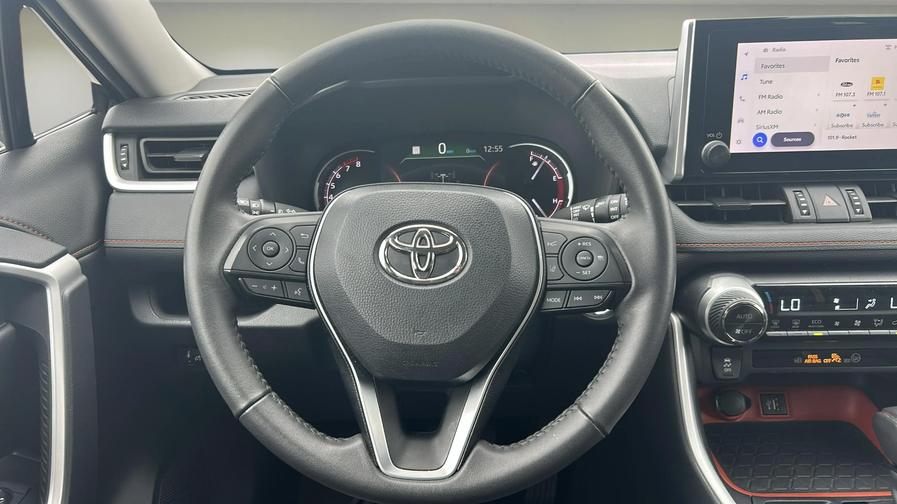 2024 Toyota RAV4 Adventure - Photo 11