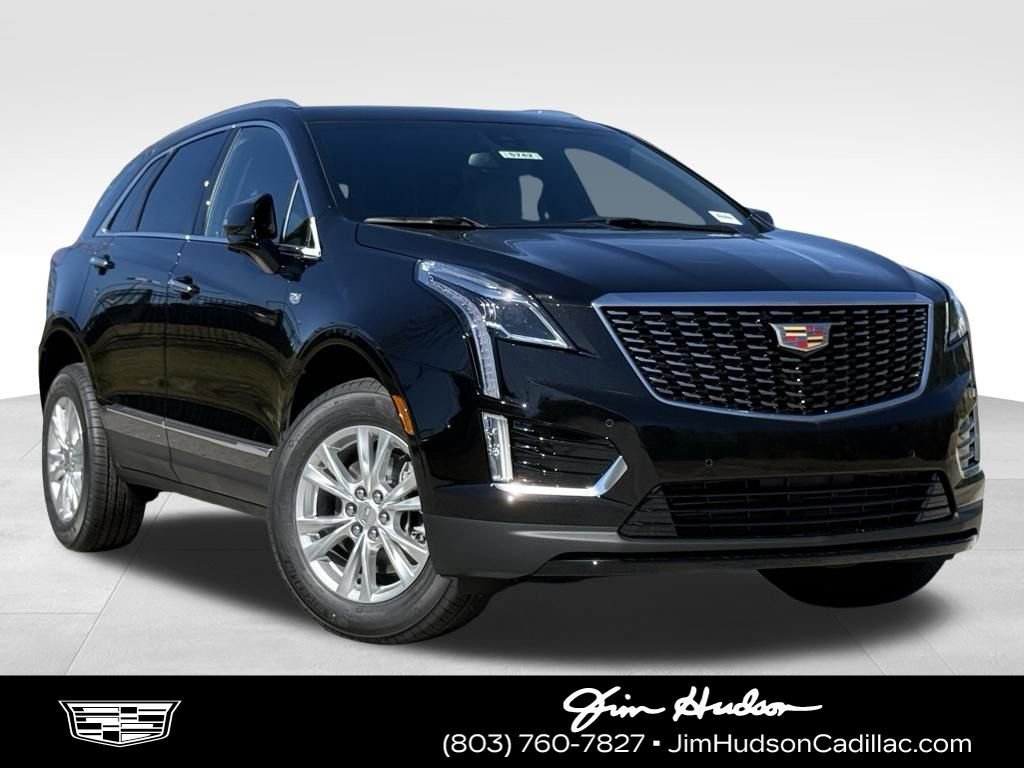 Stellar Black Metallic 2026 Cadillac XT5 Luxury FWD SUV / Crossover Front-Wheel Drive