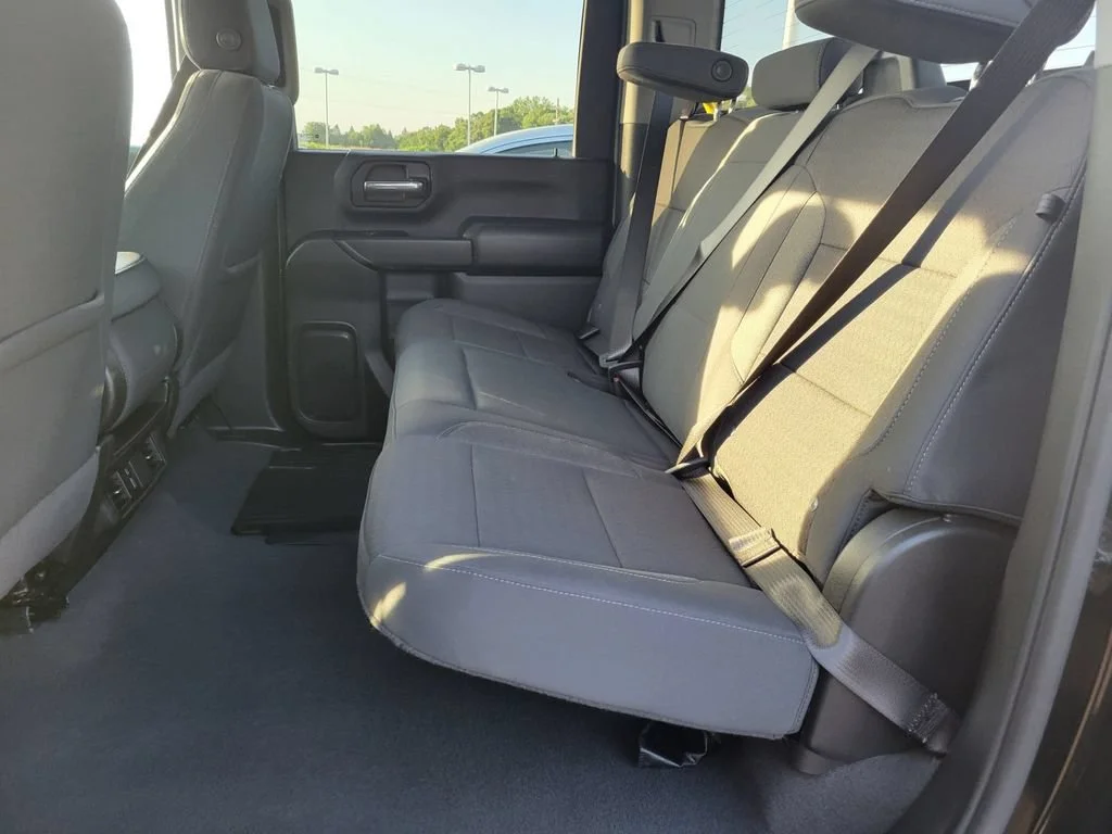 2025 Chevrolet Silverado 2500HD Custom - Photo 12