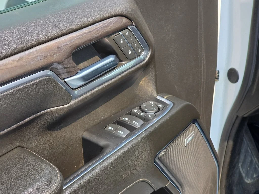 2024 Chevrolet Silverado 2500HD LTZ - Photo 39