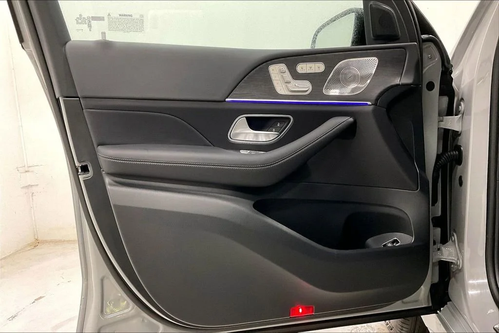 New 2026 MANUFAKTUR Alpine Grey Mercedes-Benz GLS 450 image 23