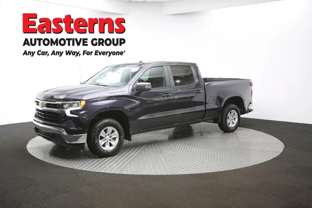 Used 2023 Gray Chevrolet LT image 56