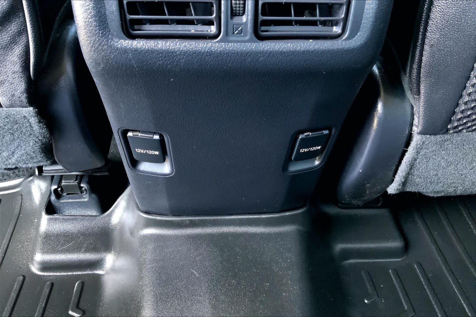 Used 2018 Nautical Blue Metallic Toyota SR5 Premium image 35