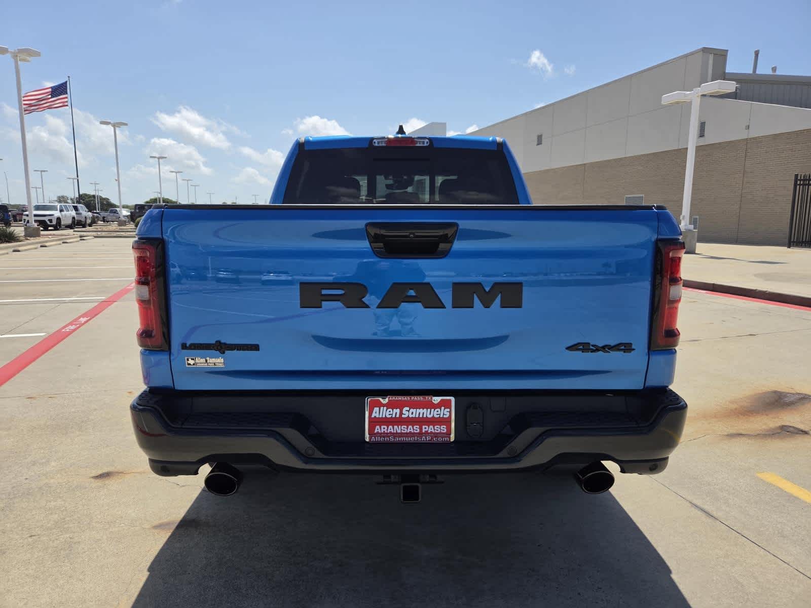 New 2026 Hydro Blue Pearl-Coat Exterior Paint RAM Lone Star image 4