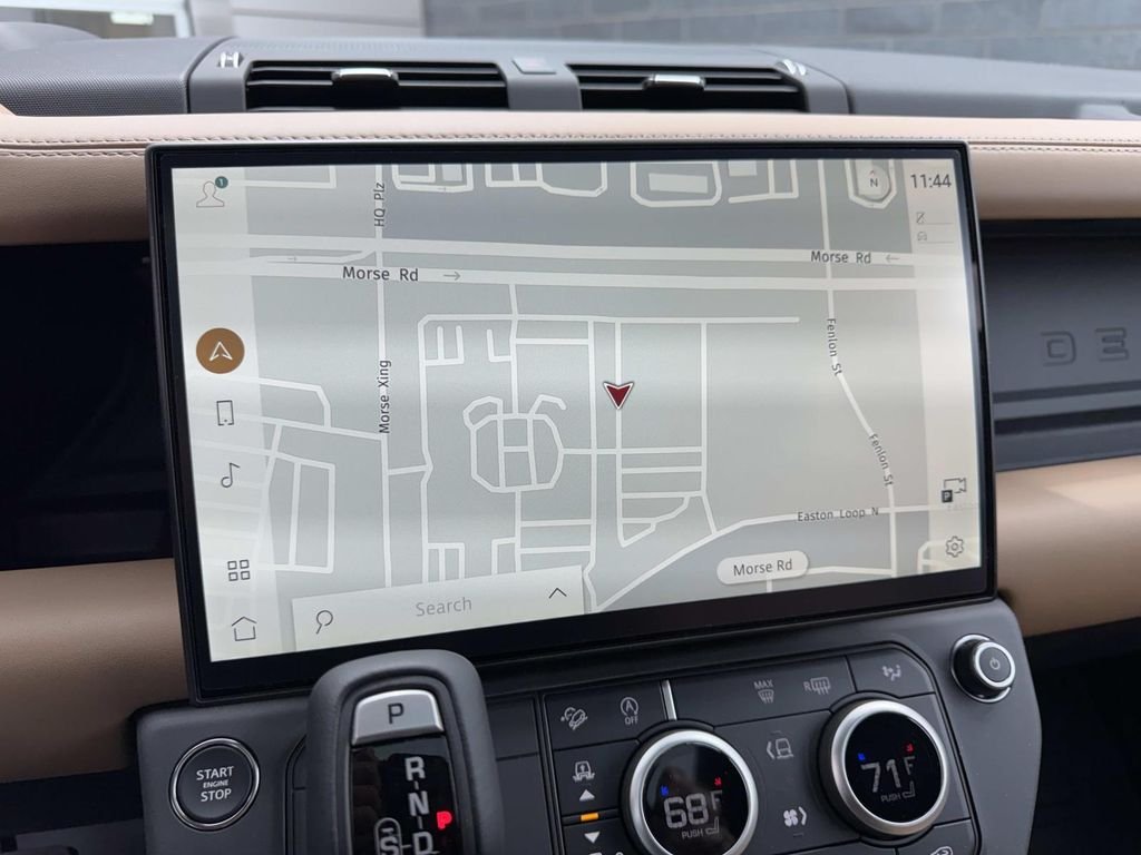 New 2026 Fuji White Land Rover S image 25