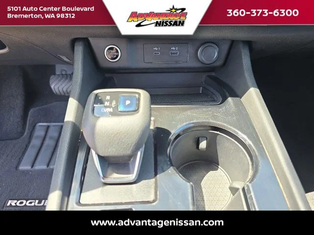 Used 2021 Super Black Nissan S image 17