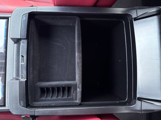 Used 2022 Starfire Pearl Lexus 460 image 29