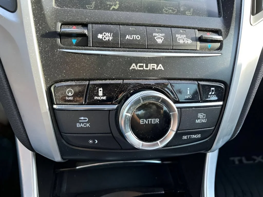 Used 2017 Modern Steel Metallic Acura 3.5L V6 image 27