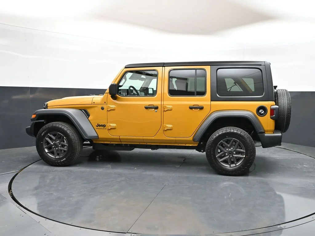 New 2026 Goldilocks Exterior Paint Jeep Sport S image 35