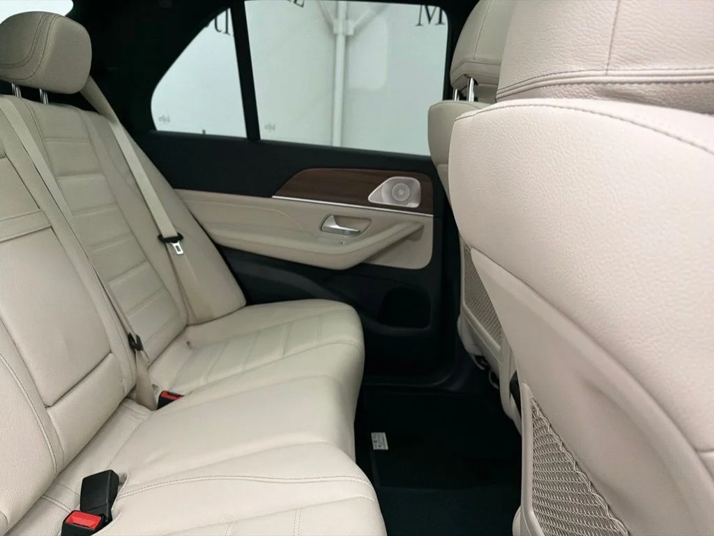 New 2026 White Mercedes-Benz GLE 580 image 26
