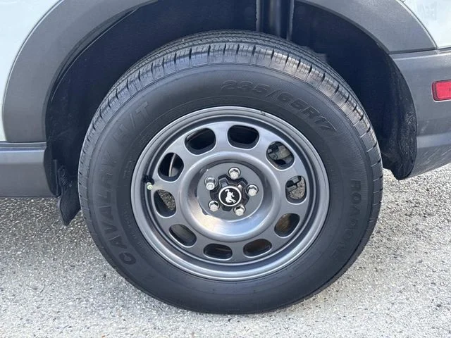 Certified Used 2022 Cactus Ford Badlands image 9