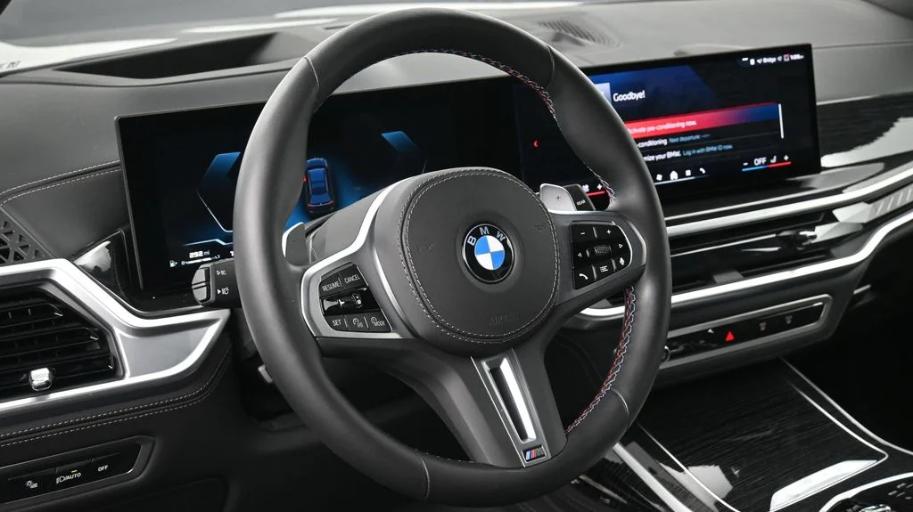 2025 BMW X7 M60i - Photo 10