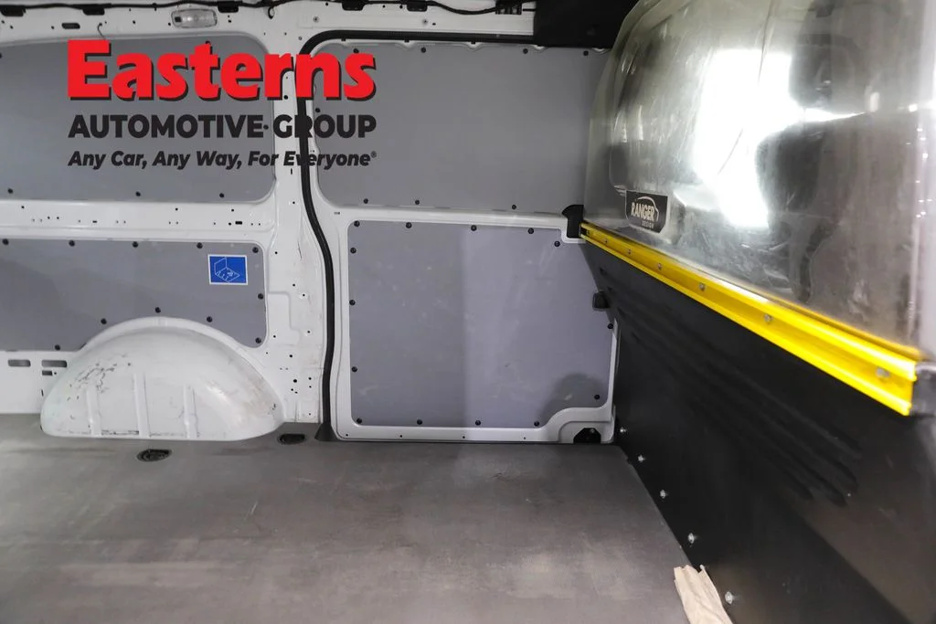 Used 2022 White Mercedes-Benz Cargo image 19