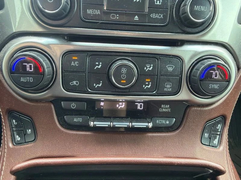 Used 2018 Gray Chevrolet Premier image 20