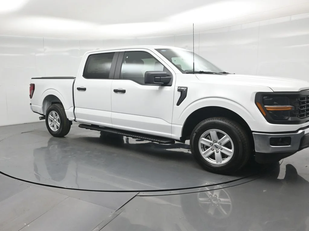New 2026 Oxford White Ford XL image 42