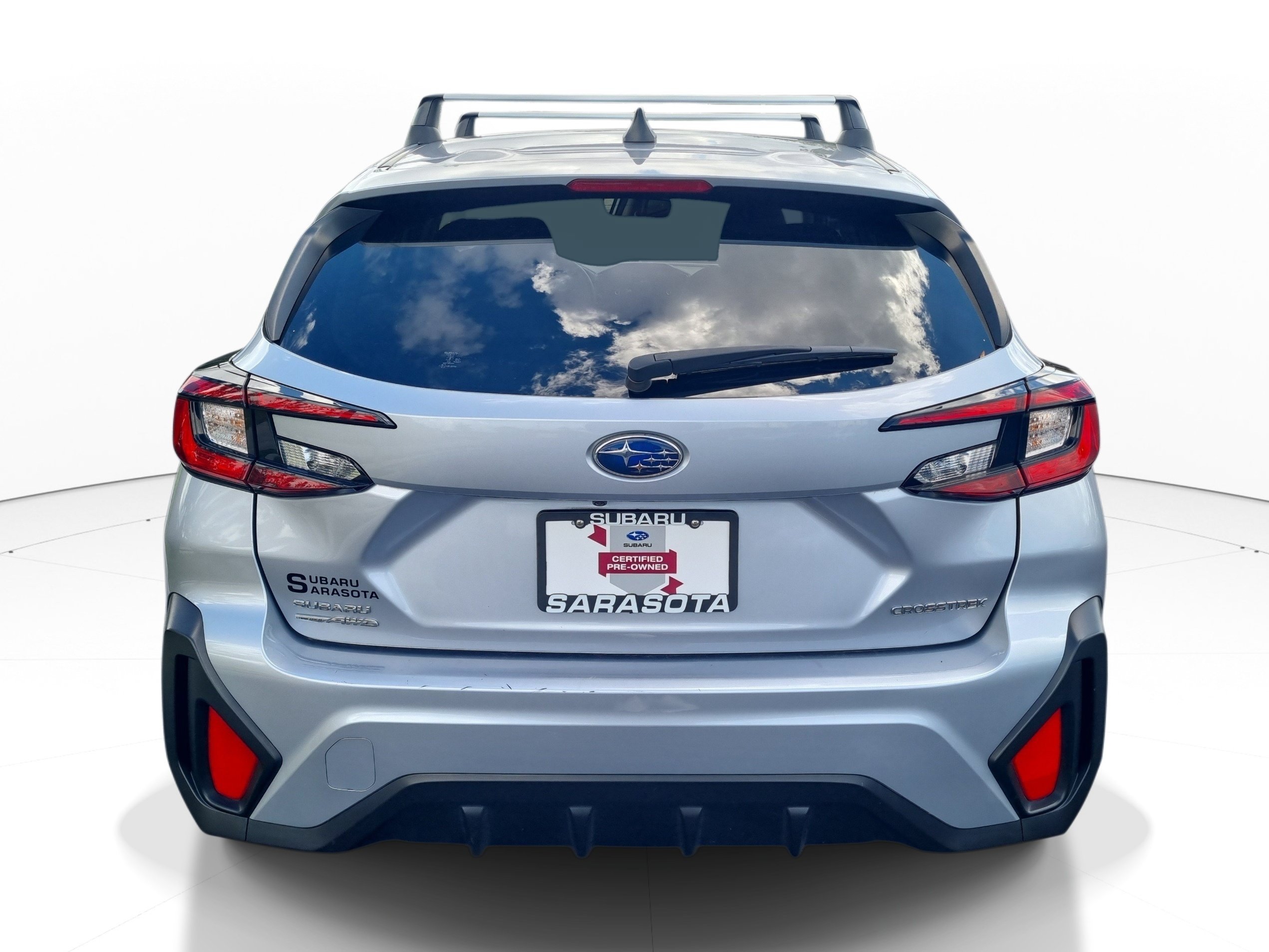 Used 2024 Ice Silver Metallic Subaru Sport Utility image 4