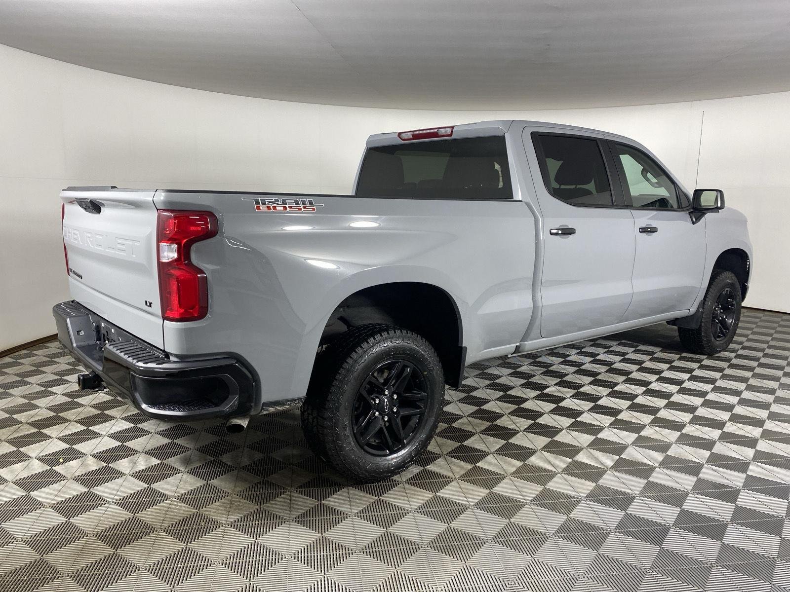 Used 2024 Slate Gray Metallic Chevrolet LT Trail Boss image 17