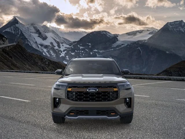 New 2026 Gray Ford Tremor image 6