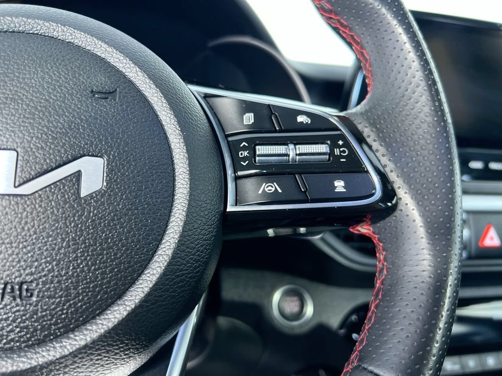 Used 2022 Black Kia GT image 13