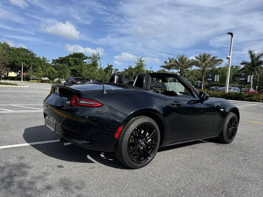 2026 Mazda MX-5 Miata Club - Photo 24