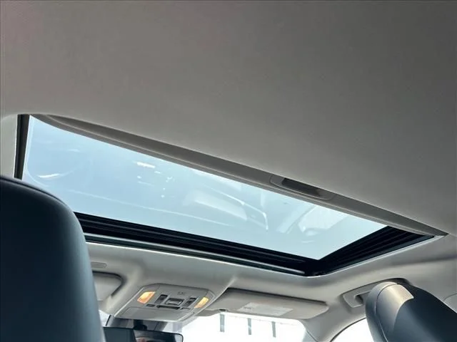 2021 Toyota Highlander XLE - Photo 17