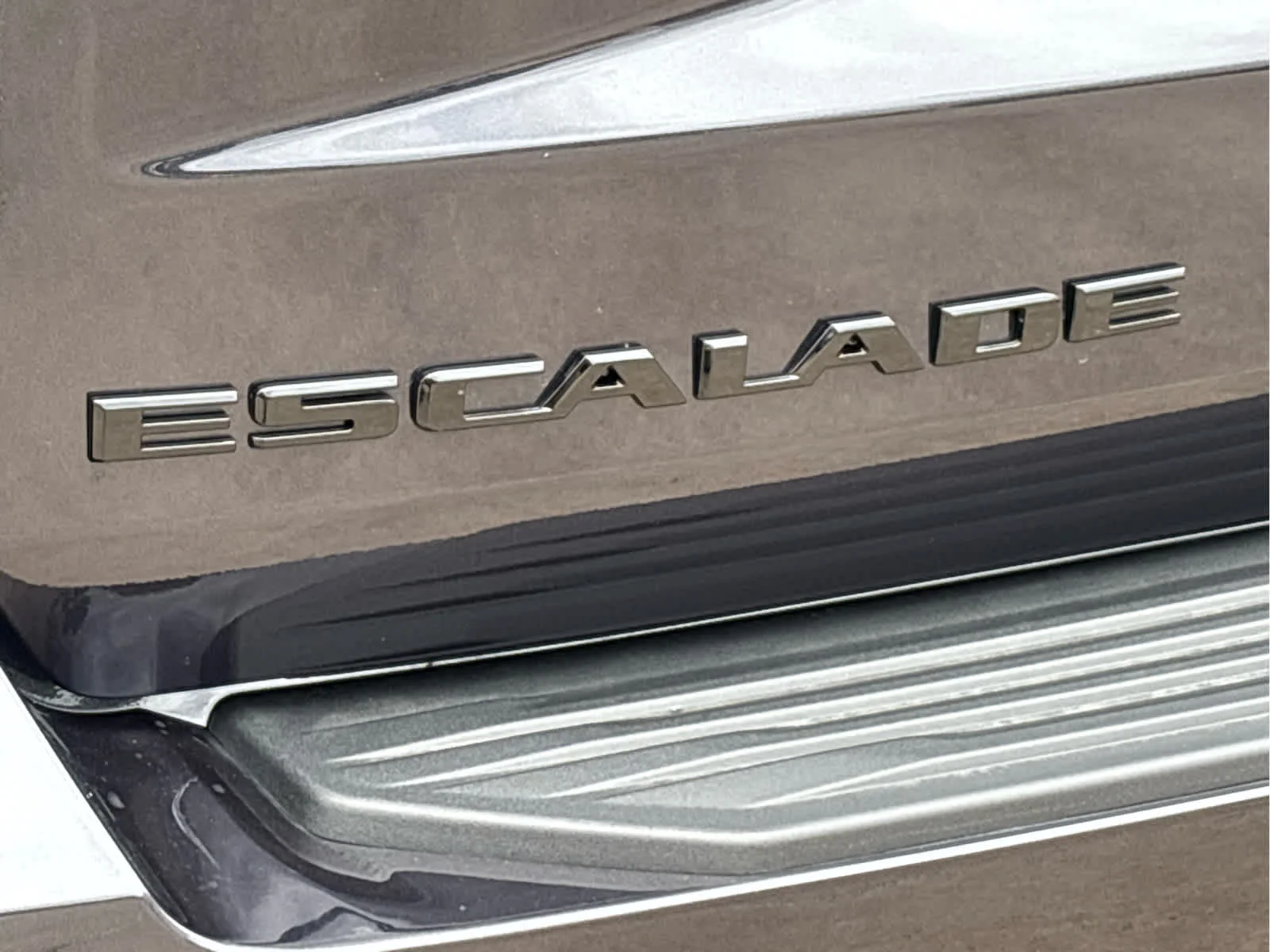 Certified Used 2026 Galactic Gray Metallic Cadillac Platinum Sport image 9