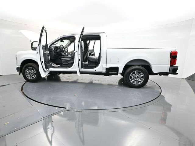 New 2026 Oxford White Ford F-250® Lariat® image 78