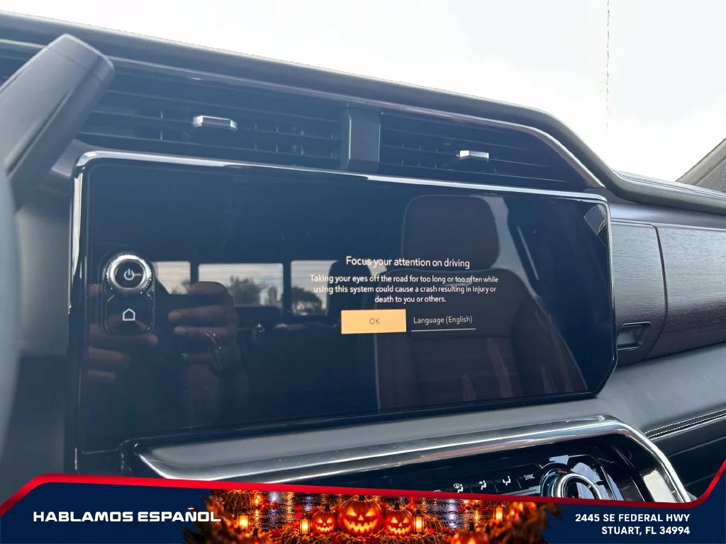 New 2026 Glacier White Tricoat GMC Denali Ultimate image 30