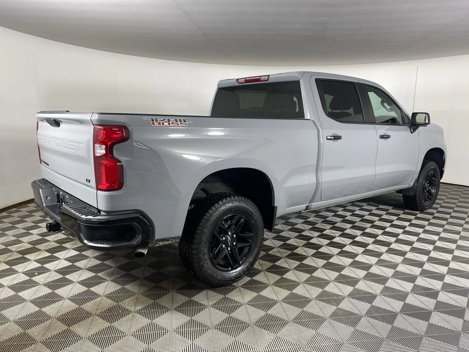 Used 2024 Slate Gray Metallic Chevrolet LT Trail Boss image 17