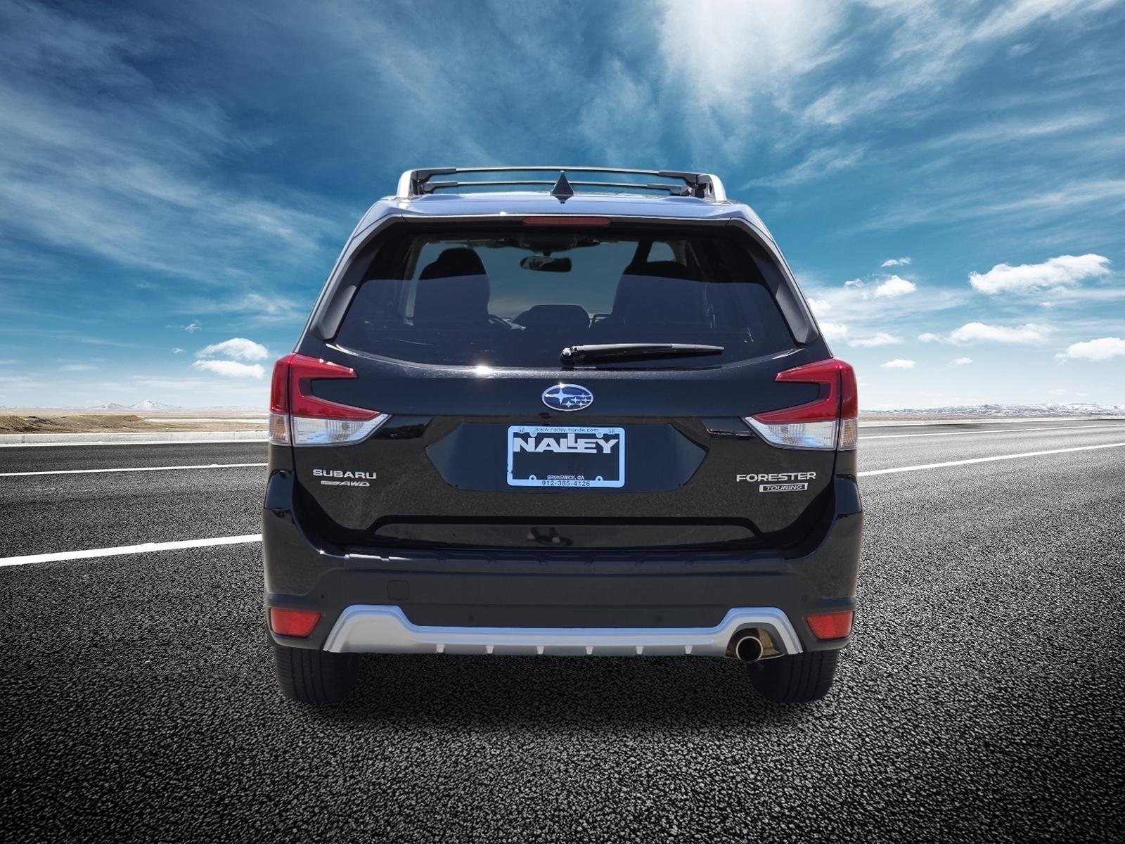 Used 2024 Crystal Black Silica Subaru Touring AWD image 17