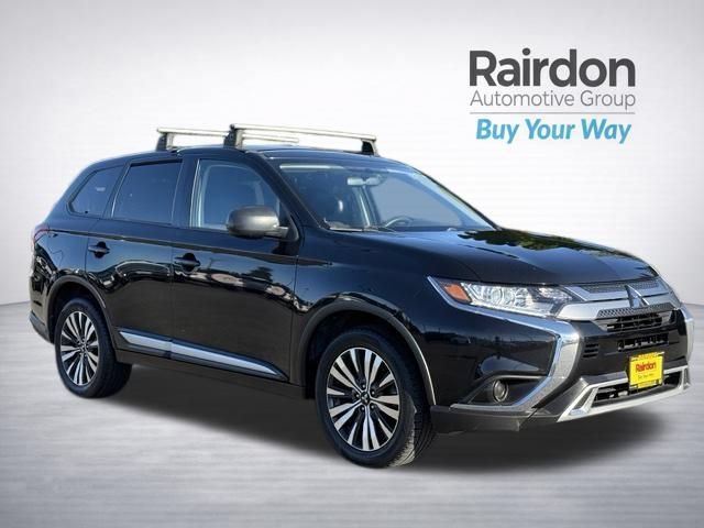 Used 2020 Labrador Black Metallic Mitsubishi ES image 1