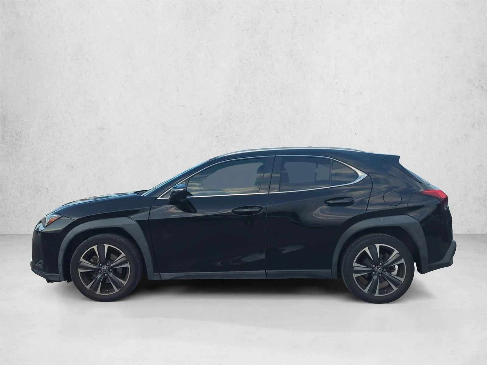 Used 2020 Obsidian Lexus UX 200 image 6