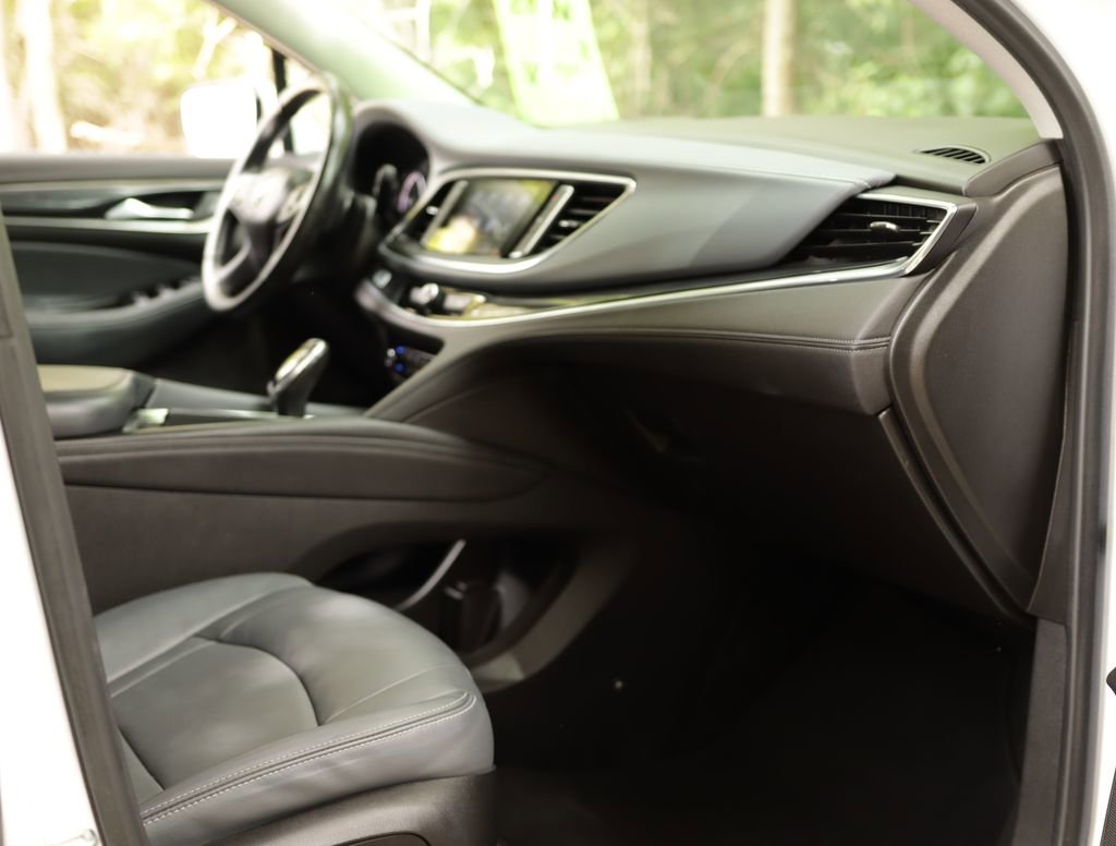 Used 2021 Includes Satin Nickel lower exterior accent color.) Buick Essence image 31