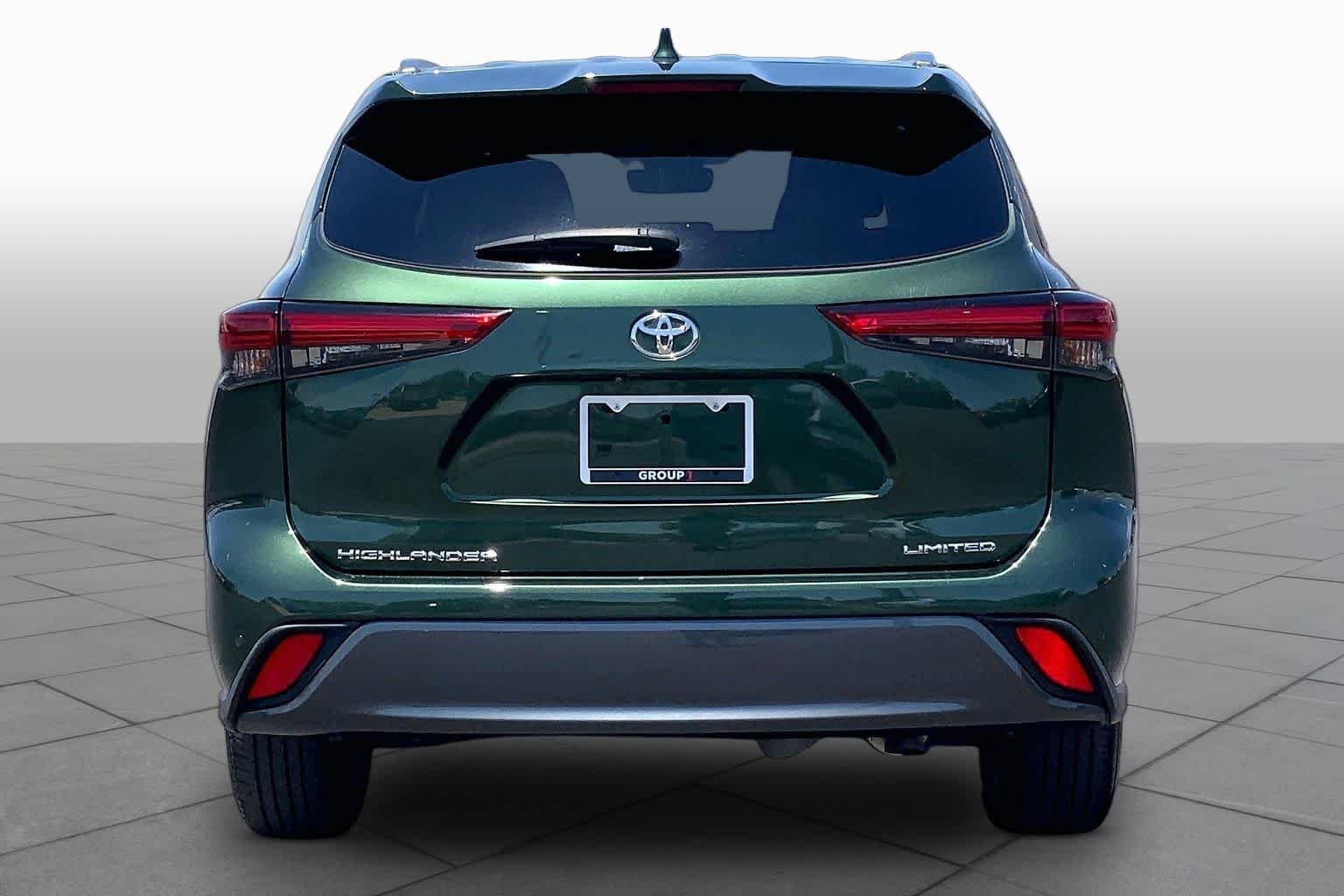 Used 2023 Cypress Toyota Limited image 5